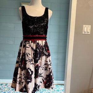 Peter Som X Made In Kind for Anthropologie‎ fit n flare dress